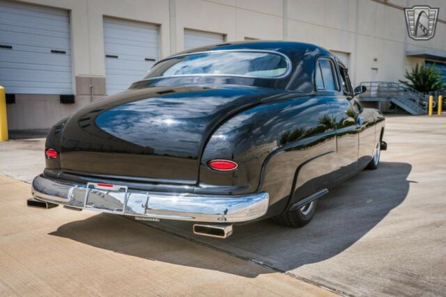 Mercury Sedan 1950 image number 39