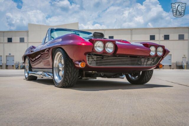 Chevrolet Corvette 1963 image number 22