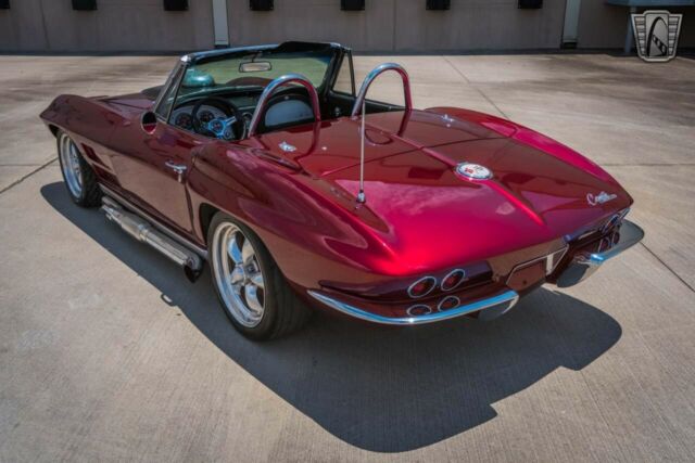 Chevrolet Corvette 1963 image number 32