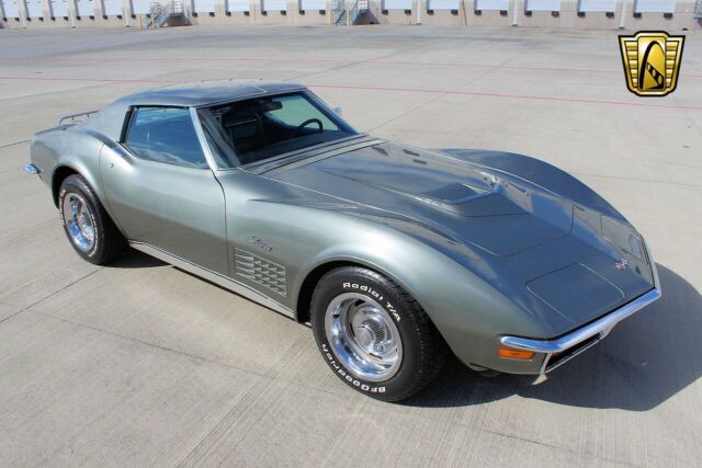 Chevrolet Corvette 1972 image number 20