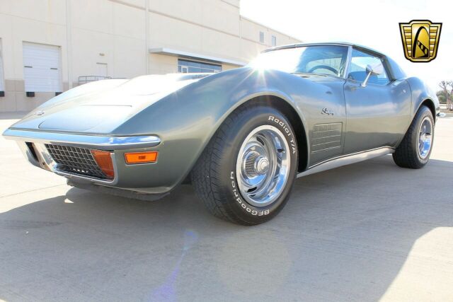 Chevrolet Corvette 1972 image number 27