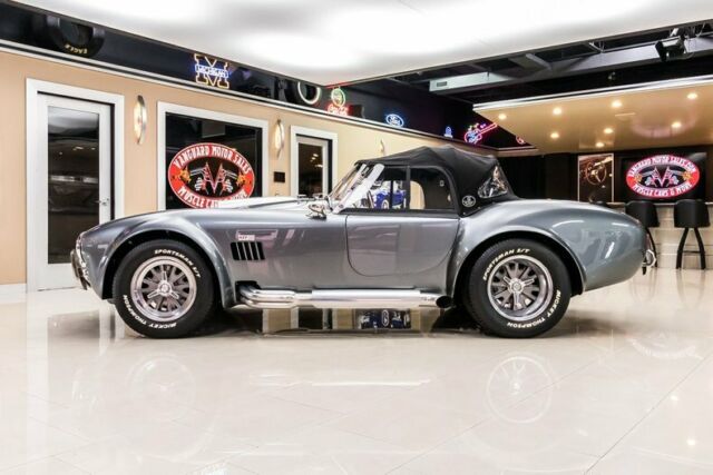 Shelby Cobra 1965 image number 19