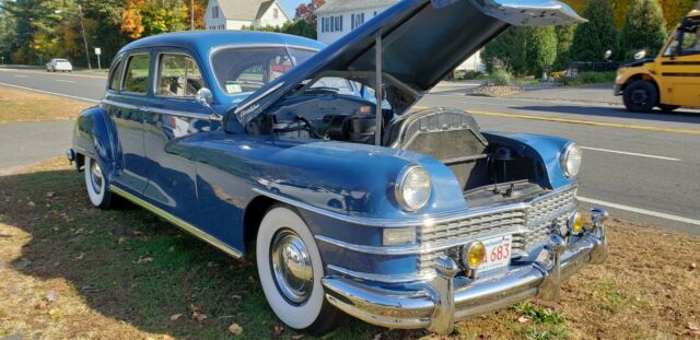 Chrysler New Yorker 1948 image number 0