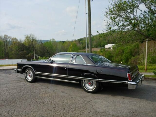 Ford LTD Landau 1978 image number 32