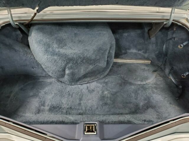 Lincoln Continental 1978 image number 5