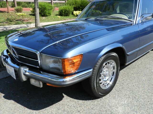 Mercedes-Benz SL-Class 1973 image number 1