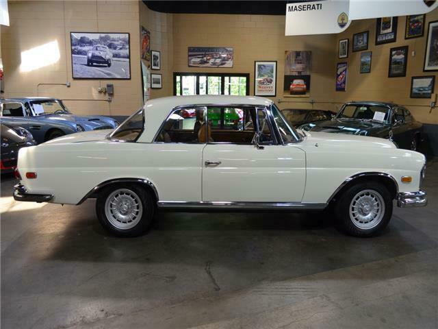 Mercedes-Benz 250 SE Coupe 1968 image number 19