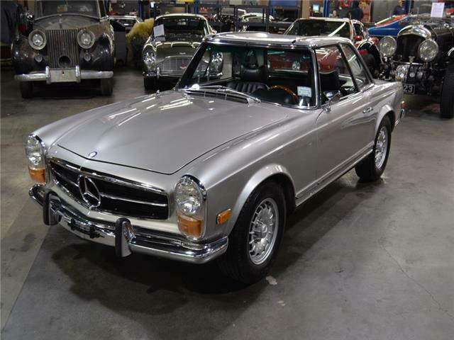 Mercedes-Benz 280 SL Roadster 1971 image number 15