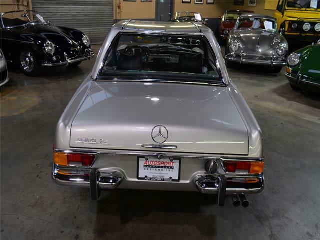 Mercedes-Benz 280 SL Roadster 1971 image number 20