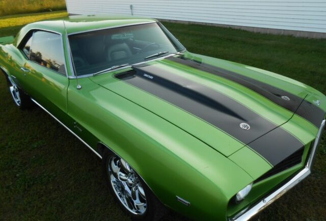 Chevrolet Camaro 1969 image number 0