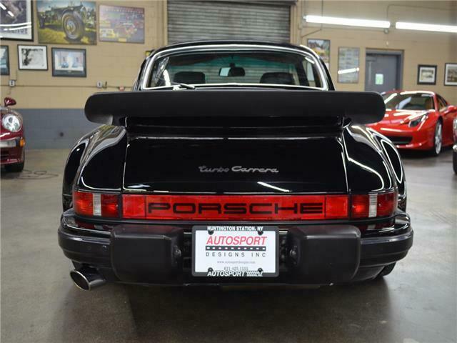 Porsche 911 1977 image number 17