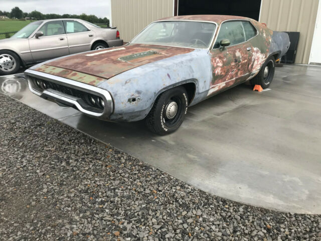 Plymouth Road Runner 1972 image number 25