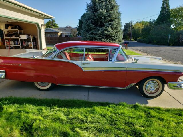 Ford Fairlane 1957 image number 2