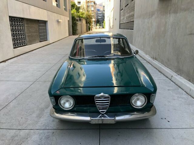 Alfa Romeo Giulia 1968 image number 1