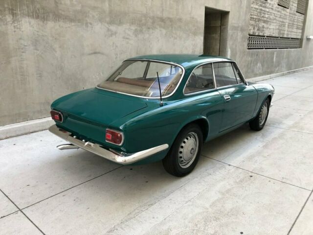 Alfa Romeo Giulia 1968 image number 28