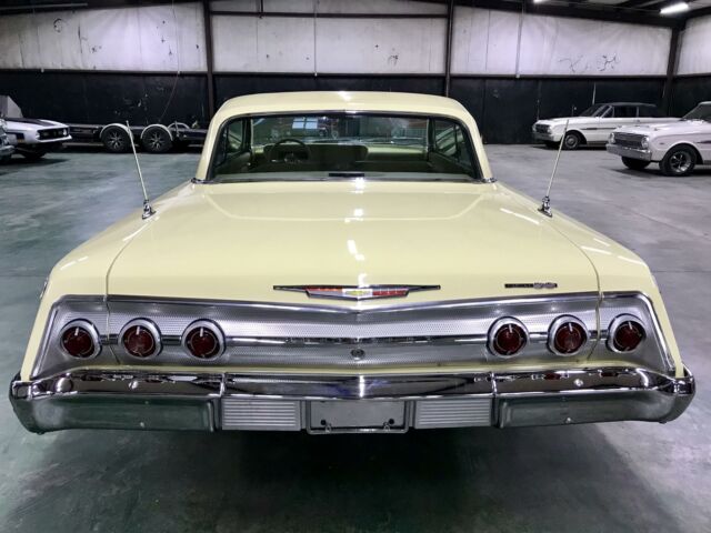 Chevrolet Impala 1962 image number 3