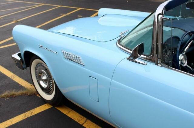 Ford Thunderbird 1957 image number 13