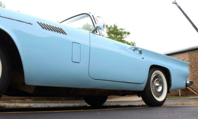 Ford Thunderbird 1957 image number 16