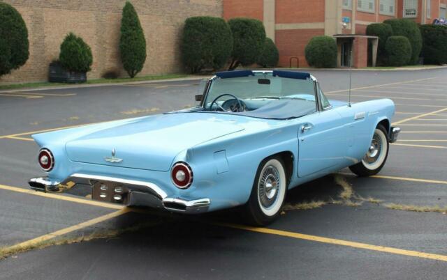 Ford Thunderbird 1957 image number 2