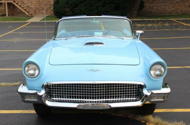 Ford Thunderbird 1957 image number 30