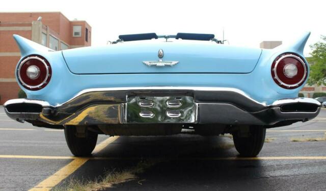 Ford Thunderbird 1957 image number 7