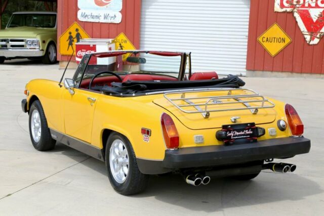 MG Midget 1978 image number 11