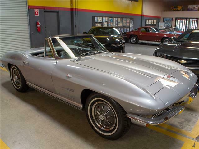 Chevrolet Corvette 1964 image number 27