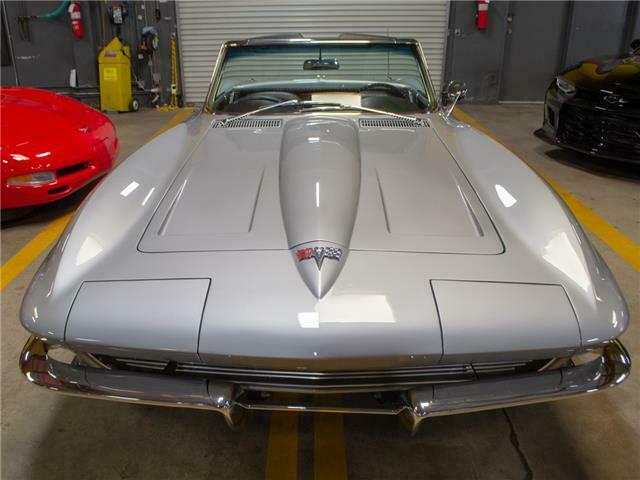 Chevrolet Corvette 1964 image number 29