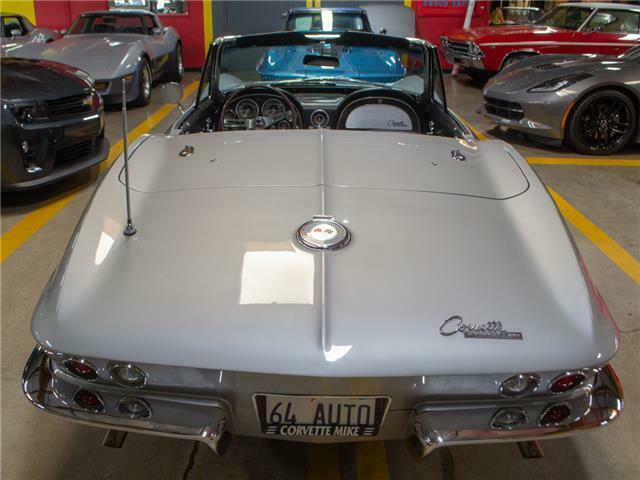 Chevrolet Corvette 1964 image number 32