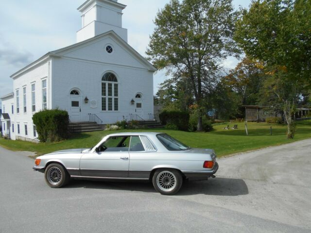 Mercedes-Benz SL-Class 1973 image number 0