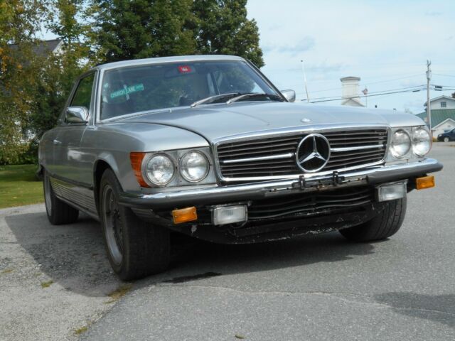 Mercedes-Benz SL-Class 1973 image number 2