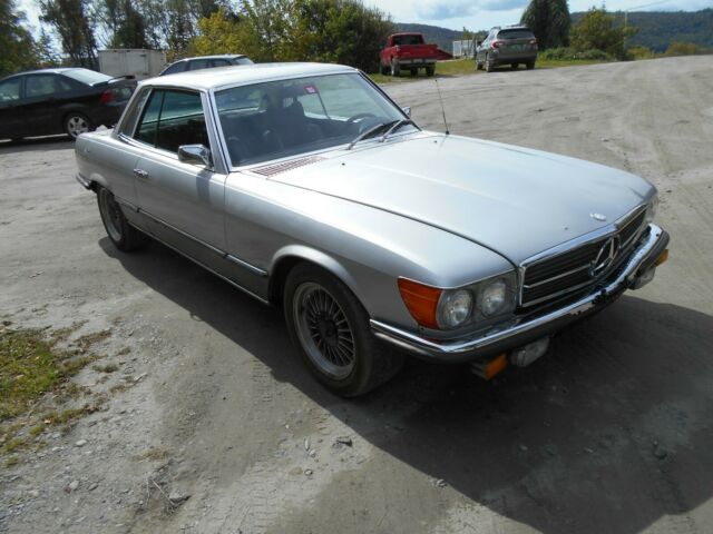 Mercedes-Benz SL-Class 1973 image number 4