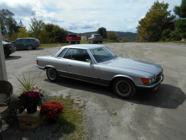 Mercedes-Benz SL-Class 1973 image number 6