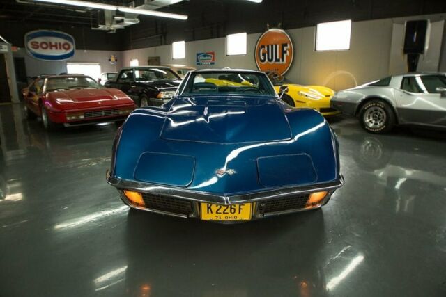 Chevrolet Corvette 1971 image number 21