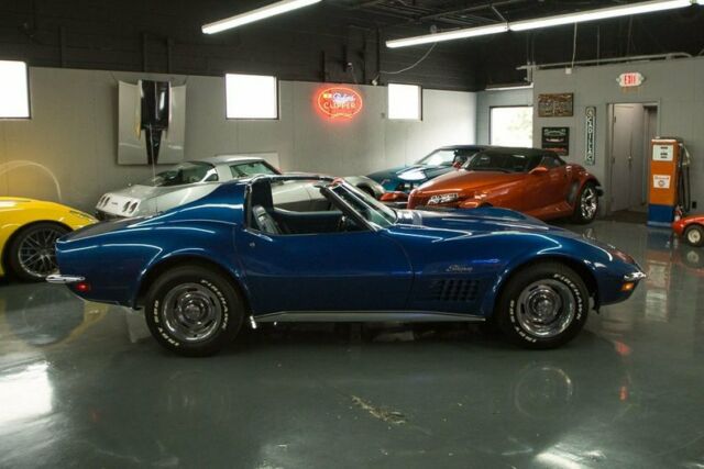 Chevrolet Corvette 1971 image number 23