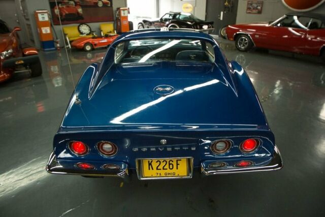 Chevrolet Corvette 1971 image number 25