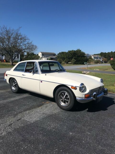 MG MGB 1973 image number 0