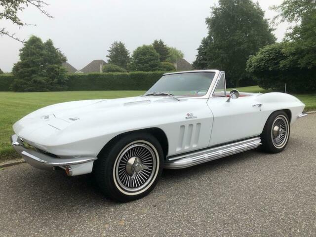 Chevrolet Corvette 1966 image number 13