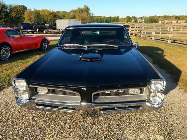 Pontiac GTO 1966 image number 19