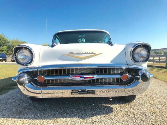 Chevrolet Bel Air/150/210 1957 image number 15