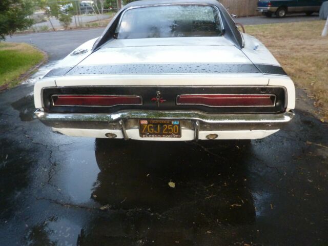 Dodge Charger 1969 image number 4