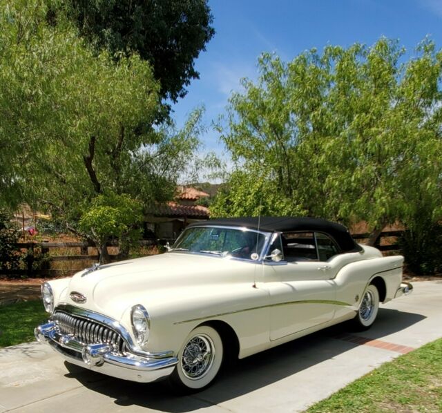 Buick Skylark 1953 image number 0