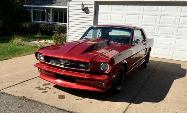 Ford Mustang 1966 image number 0