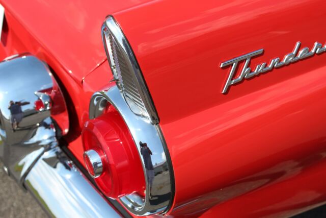 Ford Thunderbird 1955 image number 16