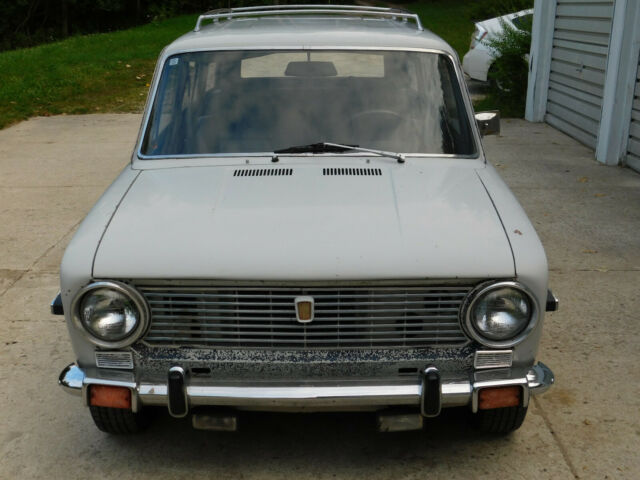 Fiat 124 1970 image number 11