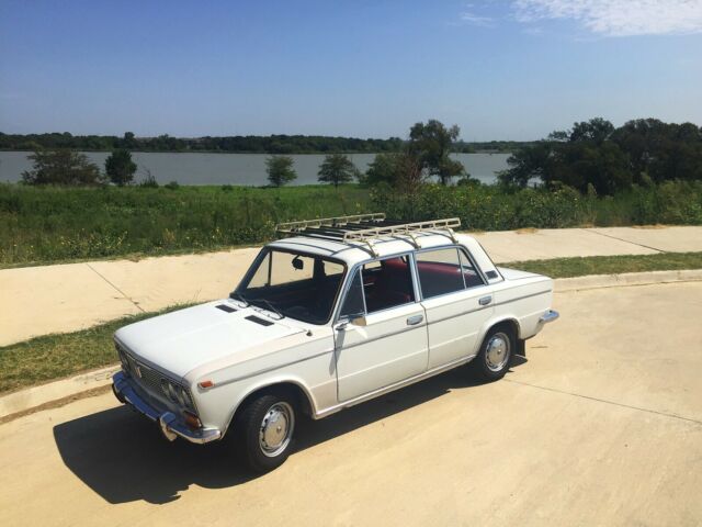 Lada 2103 1973 image number 0