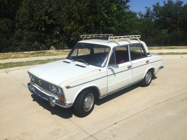 Lada 2103 1973 image number 1