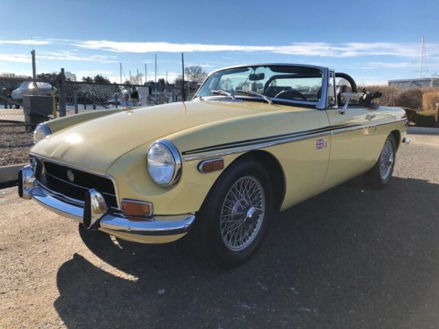 MG MGB 1970 image number 37