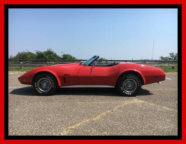 Chevrolet Corvette 1975 image number 19