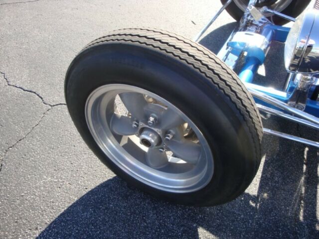 Ford T-Bucket Roadster 1927 image number 45